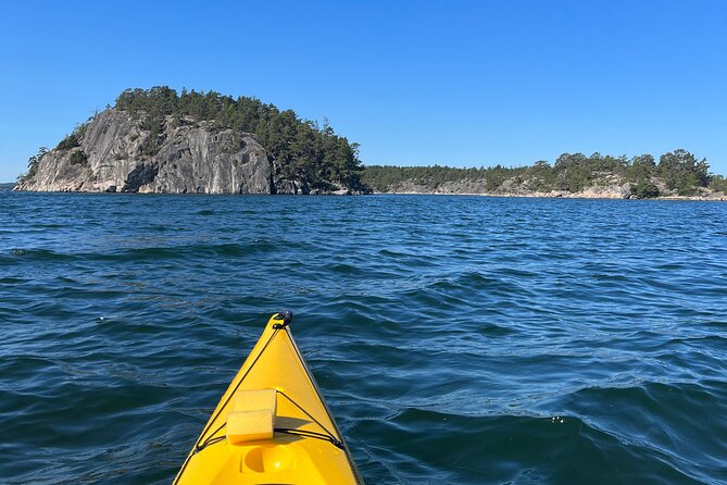 2-Day Kayak Tour in the Stockholm Archipelago - Setting Up Camp Beside the Water