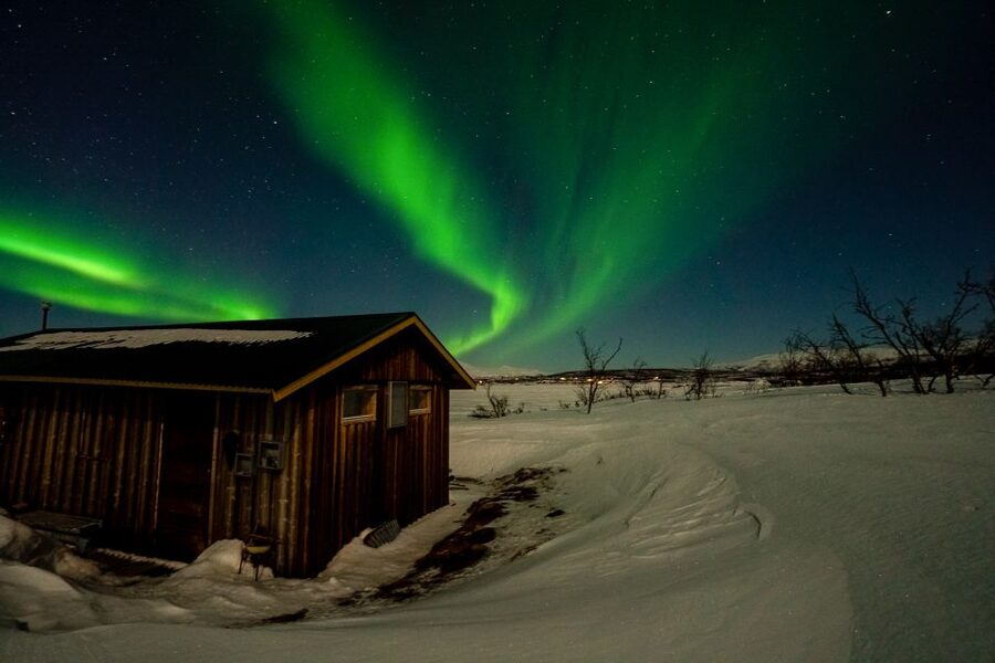 Abisko: Aurora Snowshoeing - Meeting the guide and getting moving