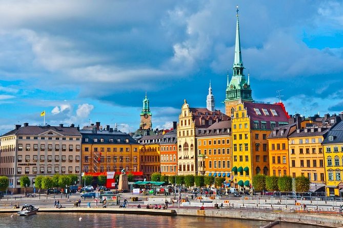 Airport Transfer: Airport ARN to Stockholm by Business Car - What the private business car changes