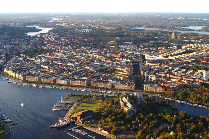 Airport Transfer: Airport ARN to Stockholm by Business Car - Is $142.59 per person a fair price?