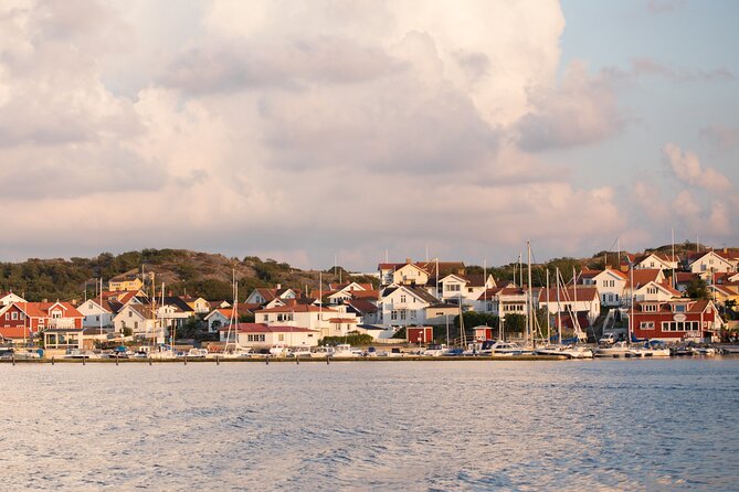 Archipelago Tour with guide Gothenburg - Leaving Lilla Bommens Hamn at 11:30 a.m.
