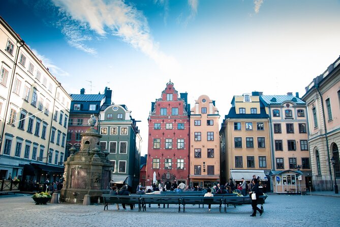 Best of Stockholm Walking Tour-3 Hours, Small Group max 10 people - The Royal Palace offers a royal exterior, not a palace visit