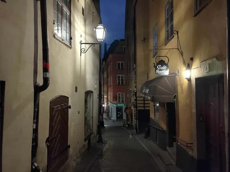 Bloody Stockholm: ghosts, horror and dark folklore 2h - Mylingar, the dead children who return