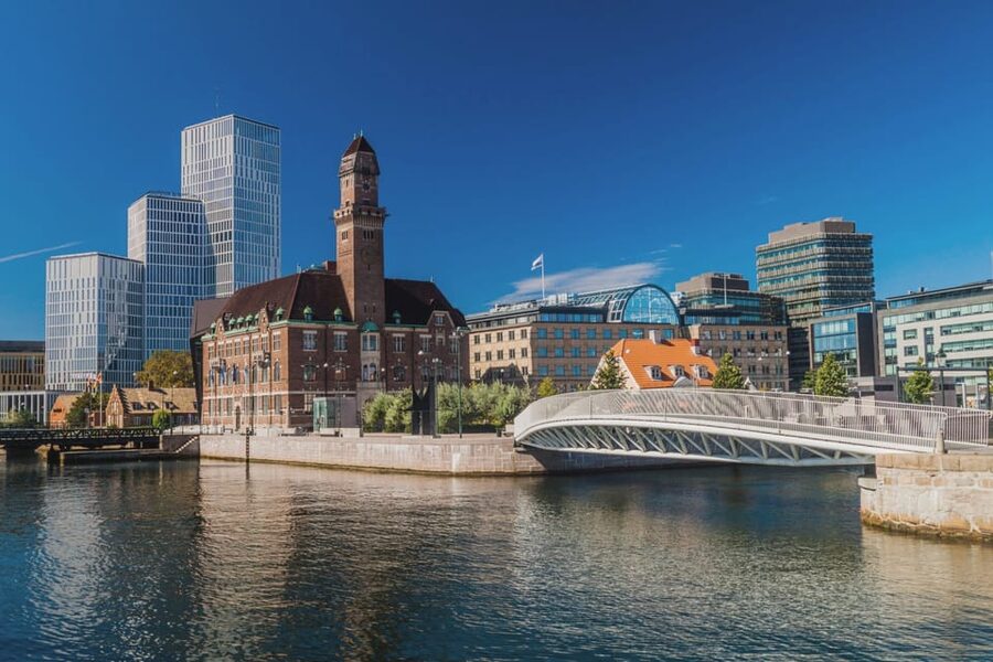 Copenhagen: Full-Day Trip to Malmö by Train - Turning Torso and Malmö City Library: old city, new city