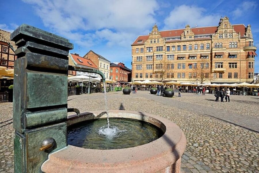 Copenhagen: Malmö Tour in Spanish - Is $88 plus transport a fair price?