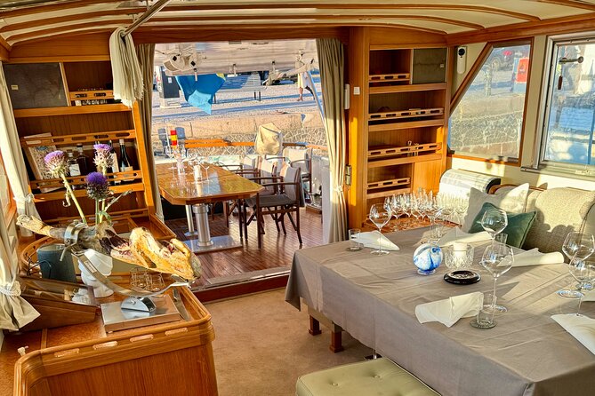 Exclusive Yacht Tour of Stockholm: sunset, dinner, lunch, cruise - Royal Palace, Riddarholmen, and Gamla Stan from the water