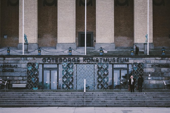Explore Gothenburg in 60 minutes with a Local - Feskekôrka and Gothenburg’s seafood identity