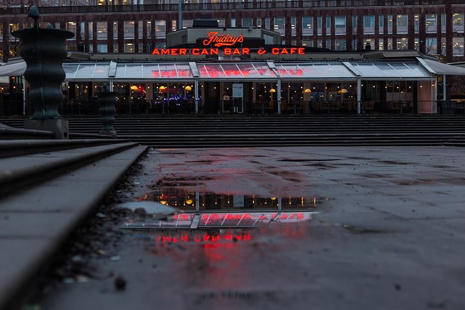 Explore Stockholm By Night - The guide can make or break the evening