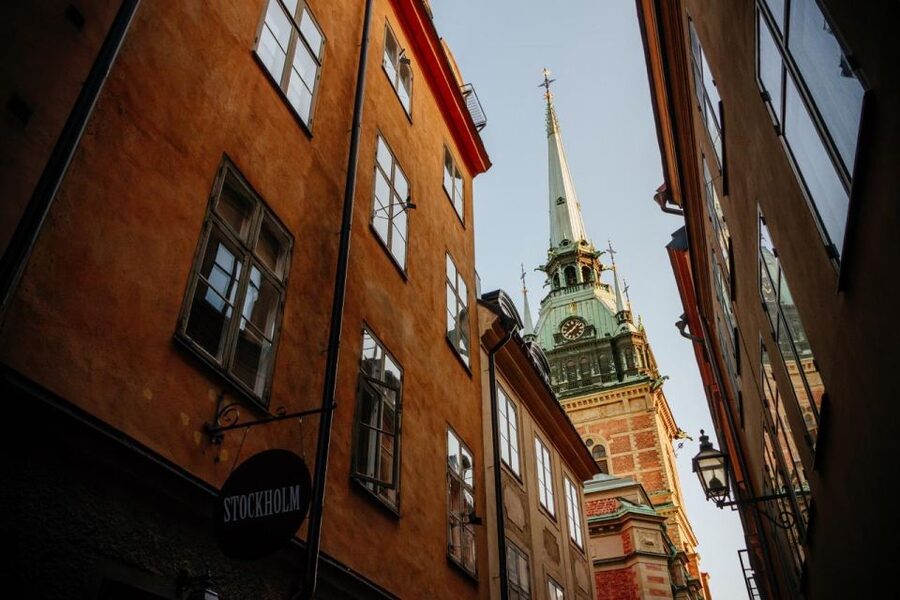 Gamla Stan: Essential Tour of Stockholm - Starting at Gustav Adolfs Torg