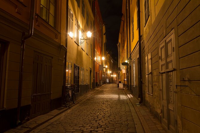 Ghosts of Stockholm: A Guided Tour of Horror and Dark Folklore - Starting at the Nobel Prize Museum