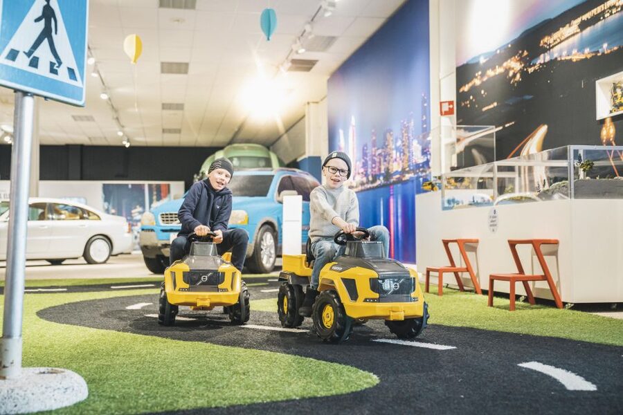 Gothenburg: Go City All-Inclusive Pass with 20+ Attractions - Paddan gives you a different view of Gothenburg