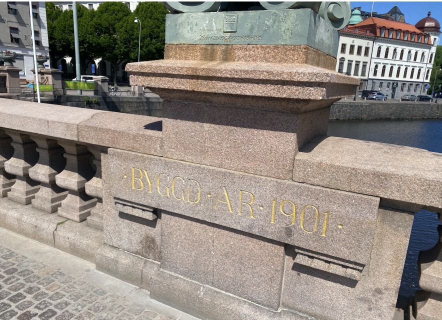 Gothenburg: Private Walking Tour with a Guide - Haga brings cafés and old streets