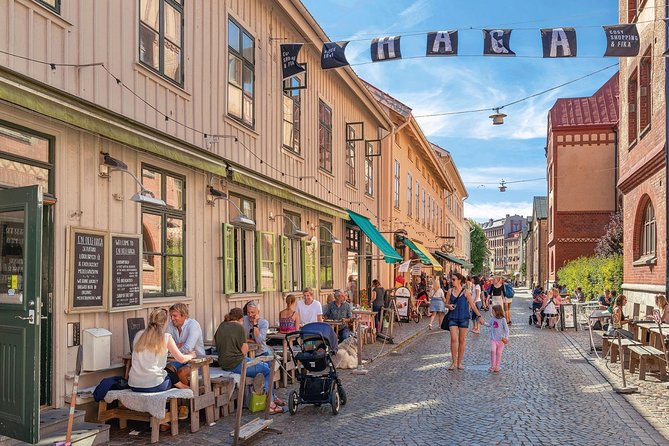 Haga Sightseeing Tour - Haga Nygata, where old Gothenburg feels close