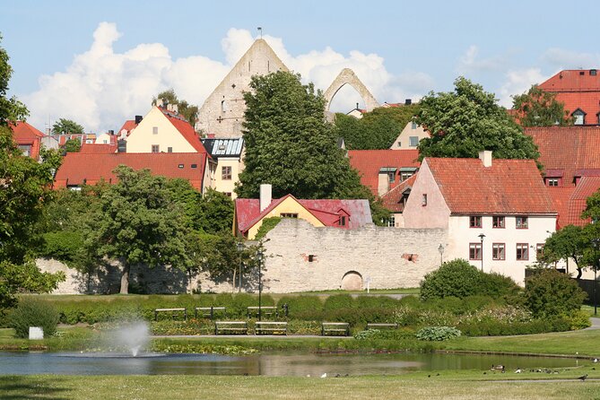 Hop On - Hop Off Bus Visby - Why the canal boat may be the better half