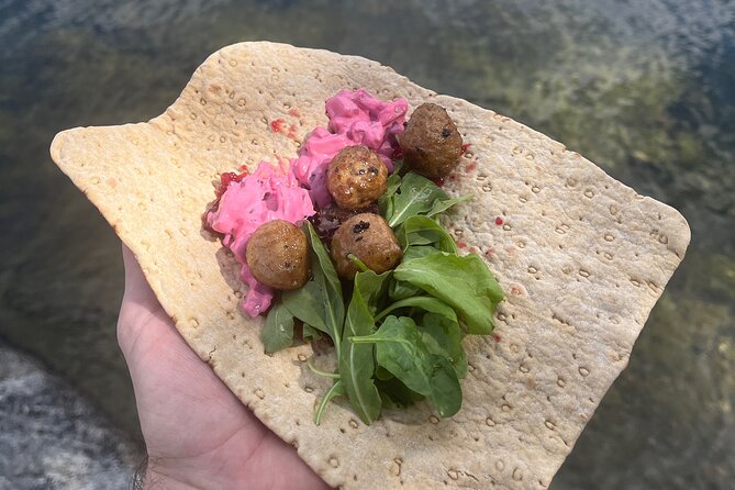 Kayak Tour in the Stockholm Archipelago with Lunch Meal - Why the small group makes a difference