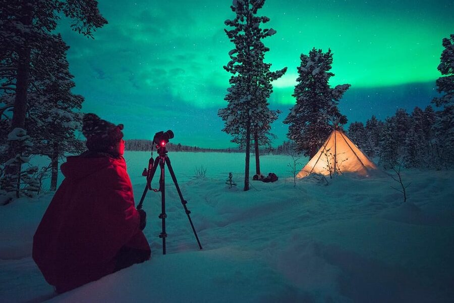 Kiruna: Northern Light Photo Tour with Equipment - Borrowed equipment and the first camera lesson