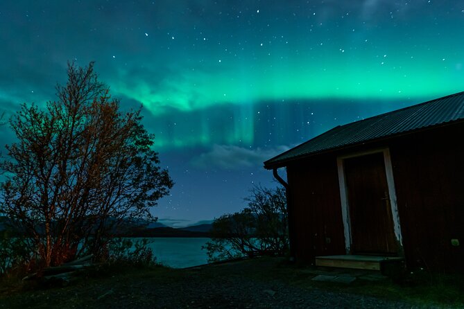 Kiruna Northern Lights Tour with Photographer - Stop one: setting off from Kiruna