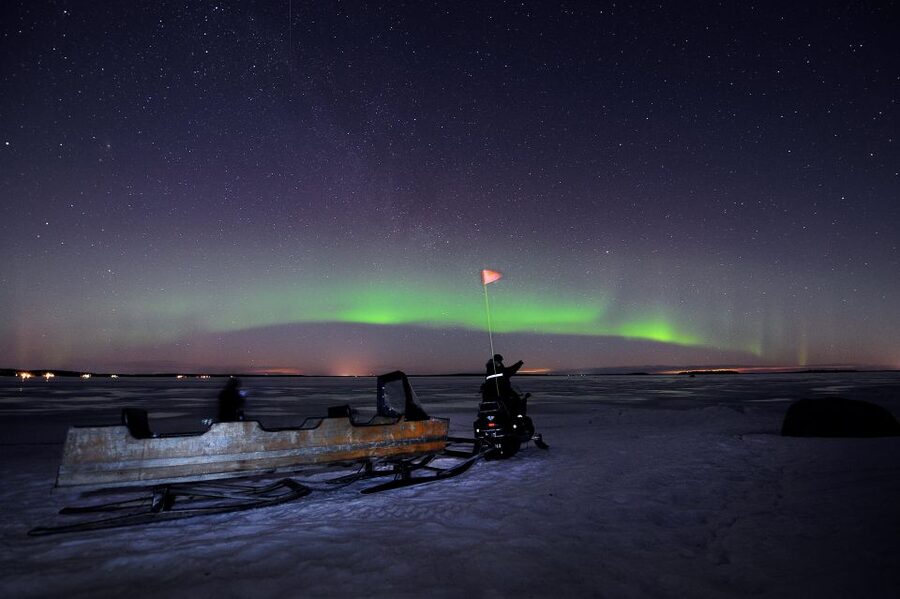 Luleå : Northern Lights Tour on a Snowmobile drawn Sled - Crossing the frozen sea from island to island