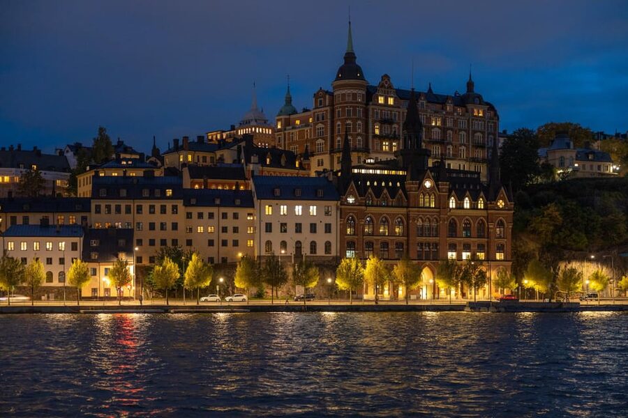 Magical ''Stockholm by Night'' Photo Walk - Who will get the most from this experience