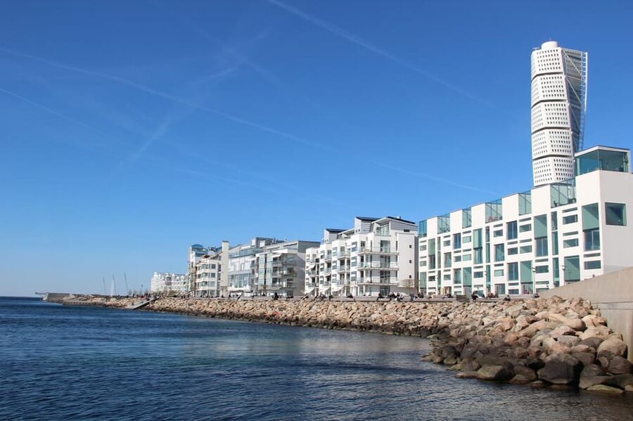 Malmö: Sightseeing and Landmarks tour by bike - Starting beneath Malmö Central Station
