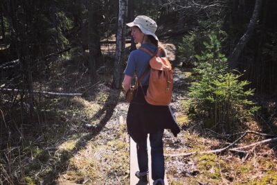 Midnight Sun and Campfire – National Park evening hike Stockholm
