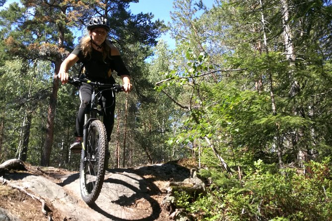 Mountain Biking Small-Group in Stockholm Forests for Beginners - Bikes, clothing, and comfort