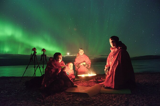 Northern Light Photo tour - The evening begins at Camp Ripan