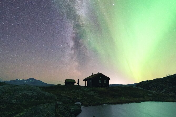 Northern Lights Photo Expedition Dinner Included from Abisko - Waiting for the aurora under dark skies
