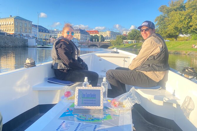 Private Boat Ride in Gothenburg with pickup - A short private outing with a useful city orientation