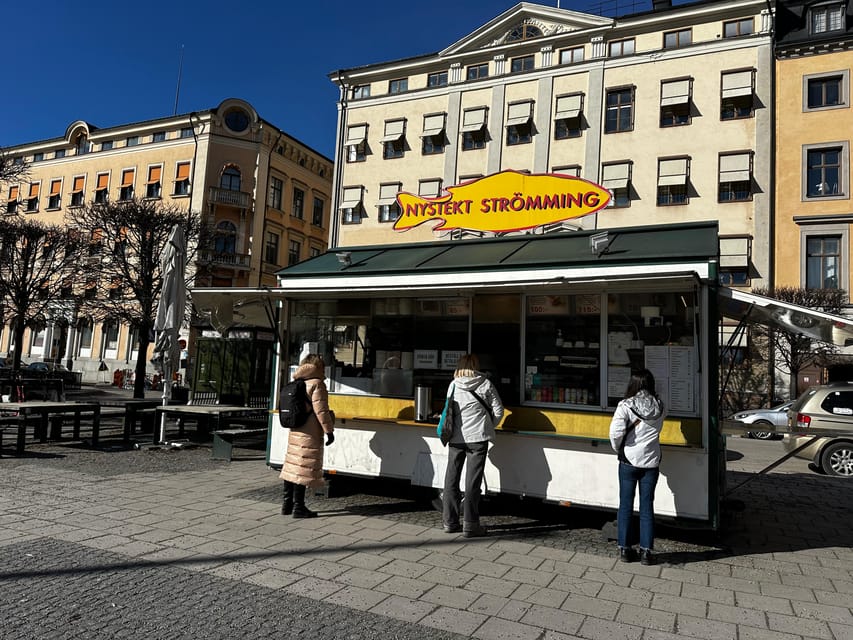 Secret Walking Food Tour Stockholm Old Town - Princess cake and the secret dish