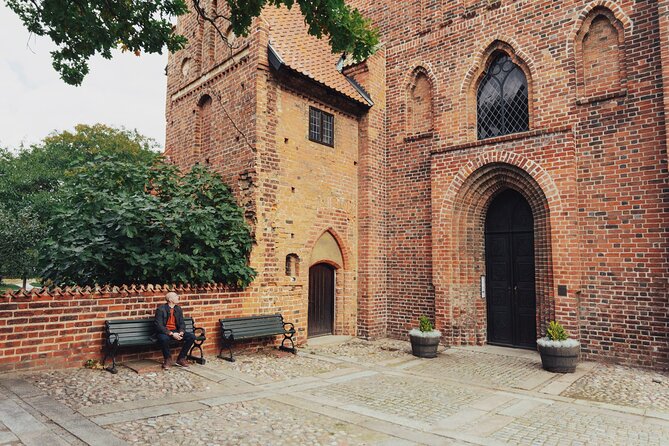 Self-Guided Audio Walking Tour Through Kurt Wallander's Ystad - Reaching Klostret i Ystad for the final story section