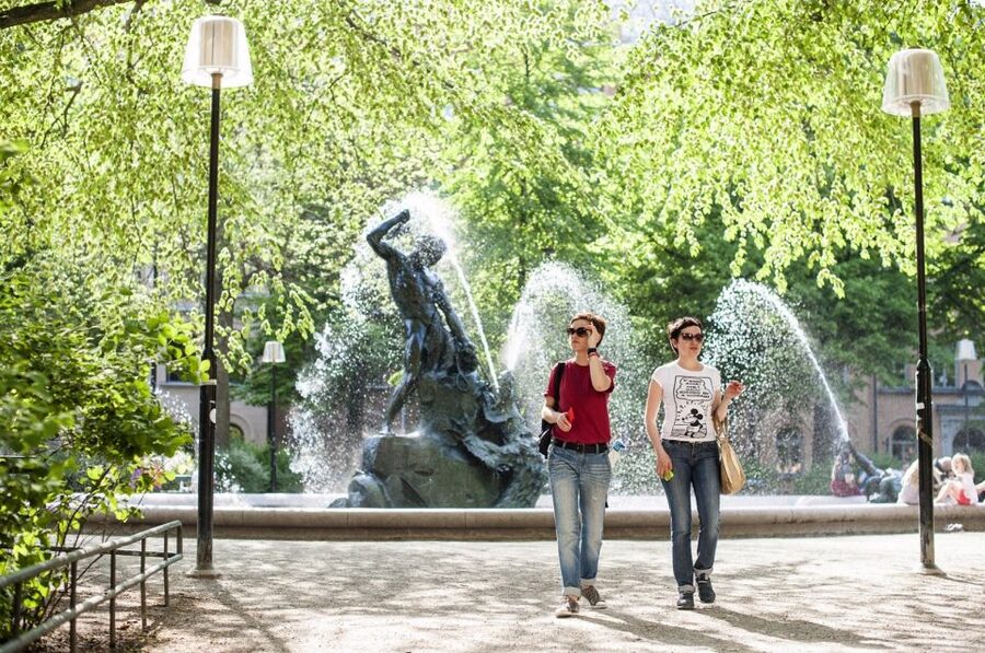 Södermalm: 2-Hour Sightseeing Tour - Viewpoints, parks, churches, and open air