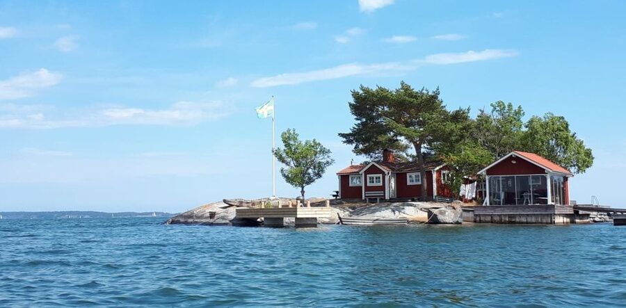Stockholm: 1, 2, or 3-Day Kayaking Tour in the Archipelago - Getting started with a short kayak lesson
