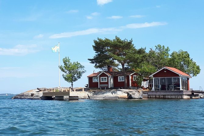 Stockholm Archipelago Kayaking Day Tour - A Swedish lunch on an out-of-the-way island