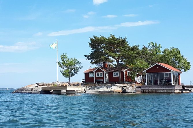 Stockholm Archipelago Sailing Day Tour - Swedish fika and lunch on the yacht