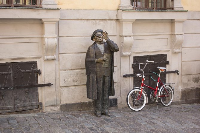 Stockholm Art Tour with a Local Expert: 100% Personalized & Private - Starting at Vasagatan 1 in Central Stockholm