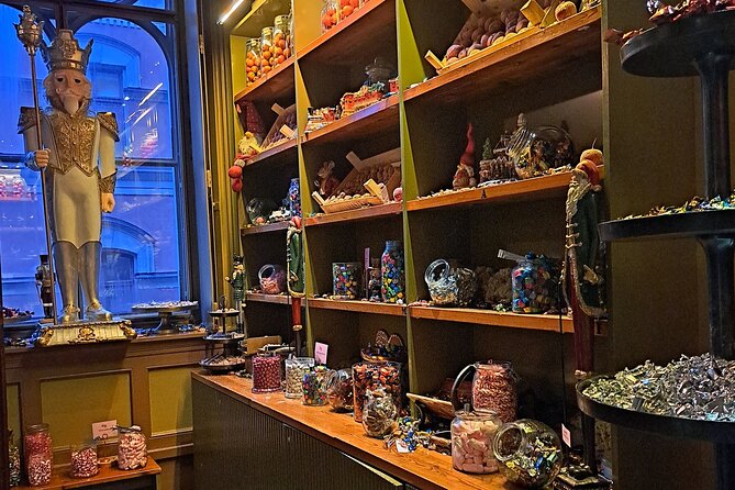 Stockholm Christmas Tour and Food Tasting Experience - Polkagriskokeri candy and the taste of old Stockholm