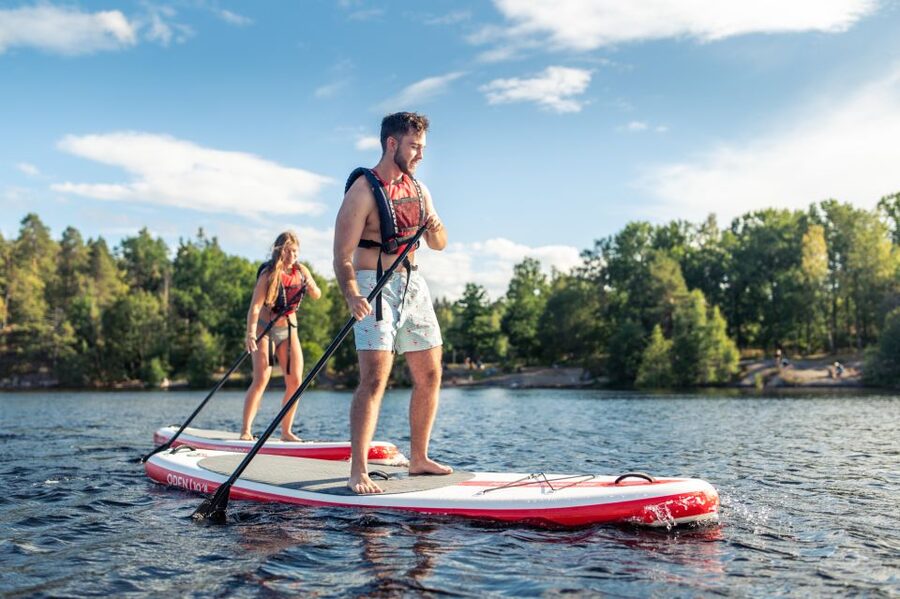 Stockholm: City Highlights Self-Guided SUP Tour - Water temperature, clothing, and comfort