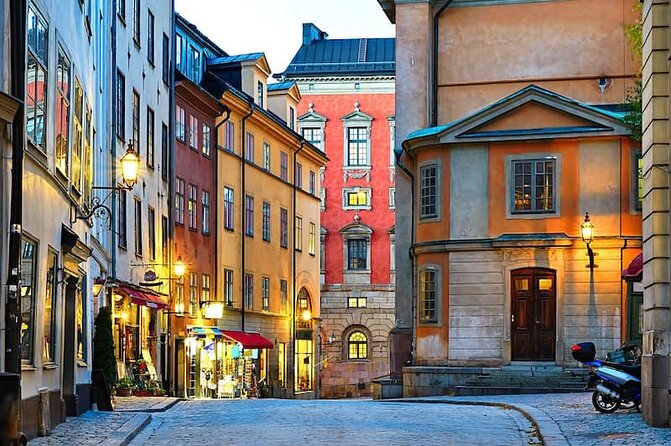 Stockholm City Tour + VAASA Museum VIP car (private service) - Pickup, timing, and cruise-day usefulness
