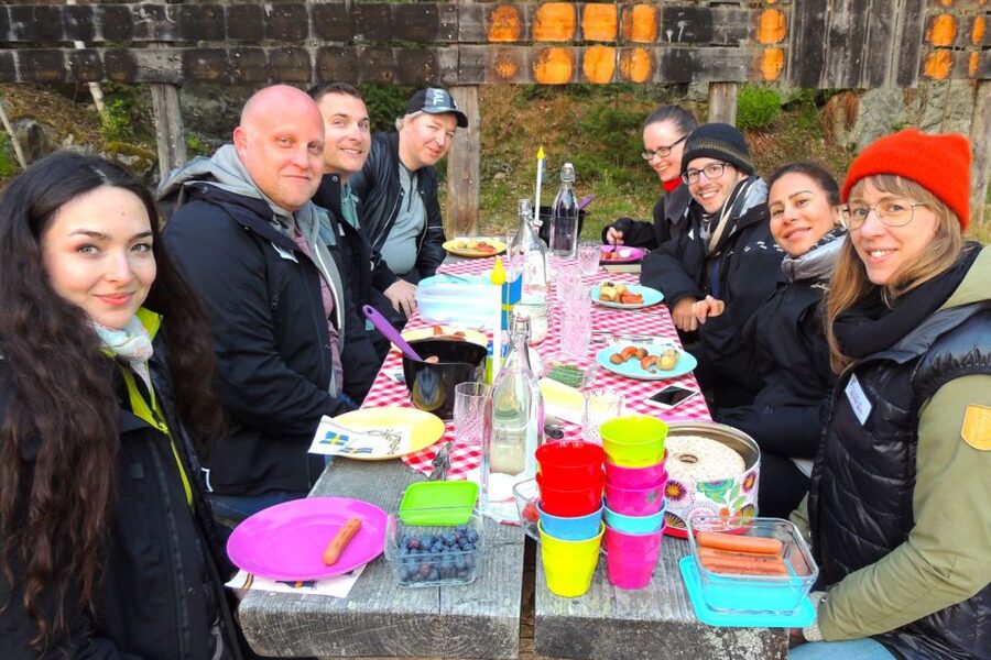 Stockholm: Evening Wildlife Safari with Midsummer Meal - What $177 buys you