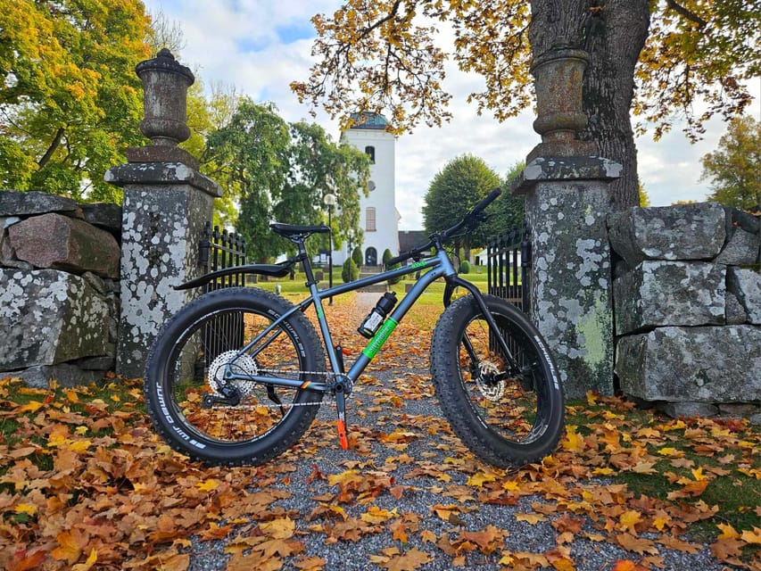 Stockholm: Fat Bike Forest Adventure with Lunch and Sauna - Equipment that makes the tour work in bad weather