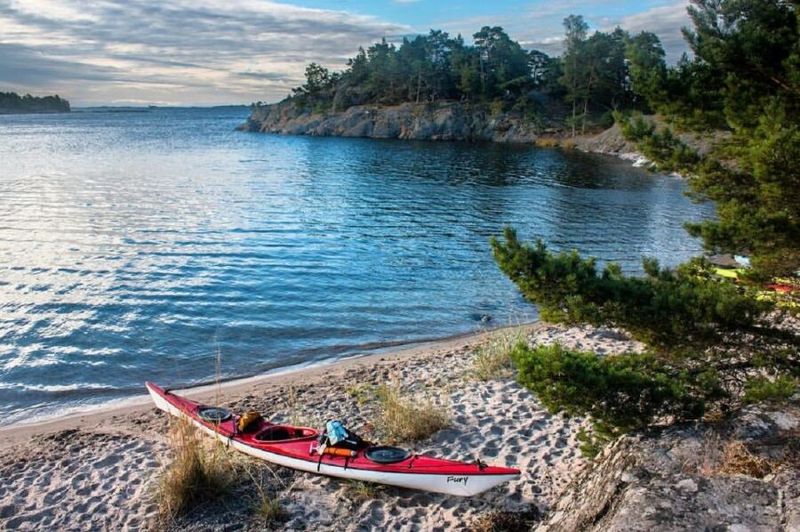 Stockholm: Full-Day Archipelago Kayaking Adventure - Paddling through the island maze