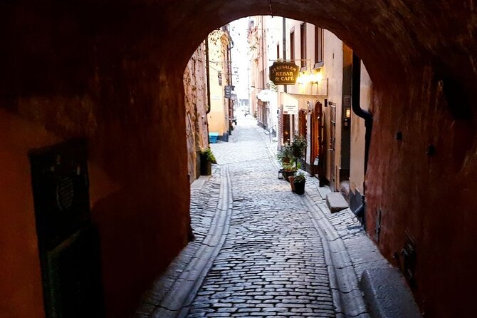 Stockholm Ghost Hunt: Self-Guided Tour and Puzzle Adventure - Nobel Prize Museum and Stortorget