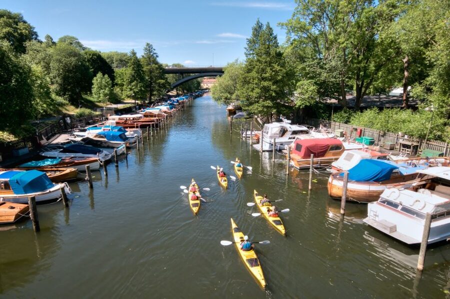 Stockholm: Guided Kayak City Tour & Optional Midsummer Meal - The sightseeing paddle and city views