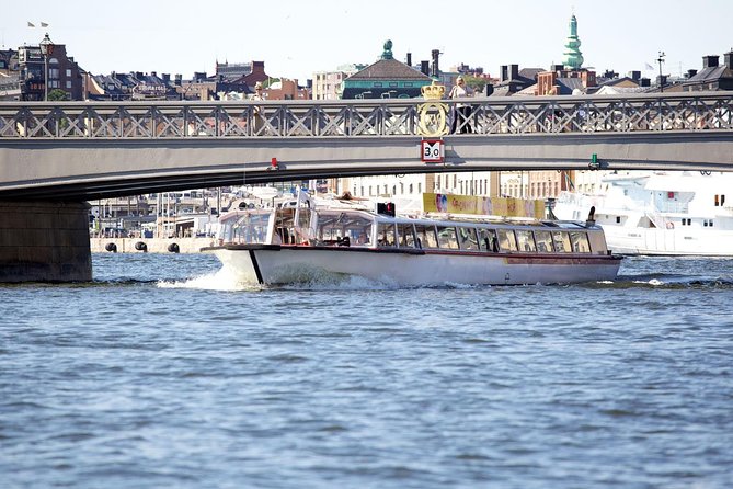 Stockholm Hop-On Hop-Off Sightseeing Cruise - Skeppsholmen and Stockholm’s island character