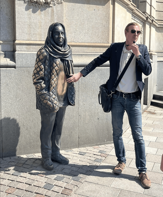 Stockholm: Modern City Walking Tour with Local Guide - Key points to know before booking