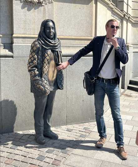 Stockholm: Modern City Walking Tour with Local Guide - Rosenbad, Parliament House, and civic Sweden