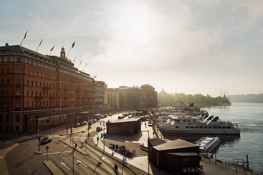Stockholm: Must-See Attractions Walking Tour with a Guide - Who should choose this Stockholm walking tour?