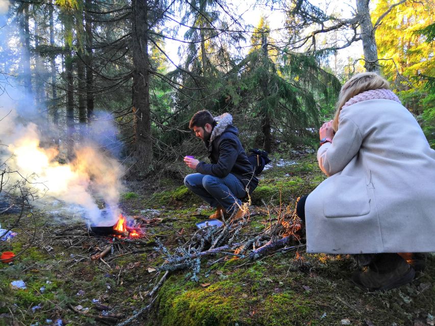 Stockholm: Nature Hike with Campfire Lunch - Who will enjoy this day most?