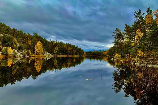 Stockholm: Nature Reserve Hiking Tour with Campfire Lunch - How difficult is 10 to 12 kilometers?